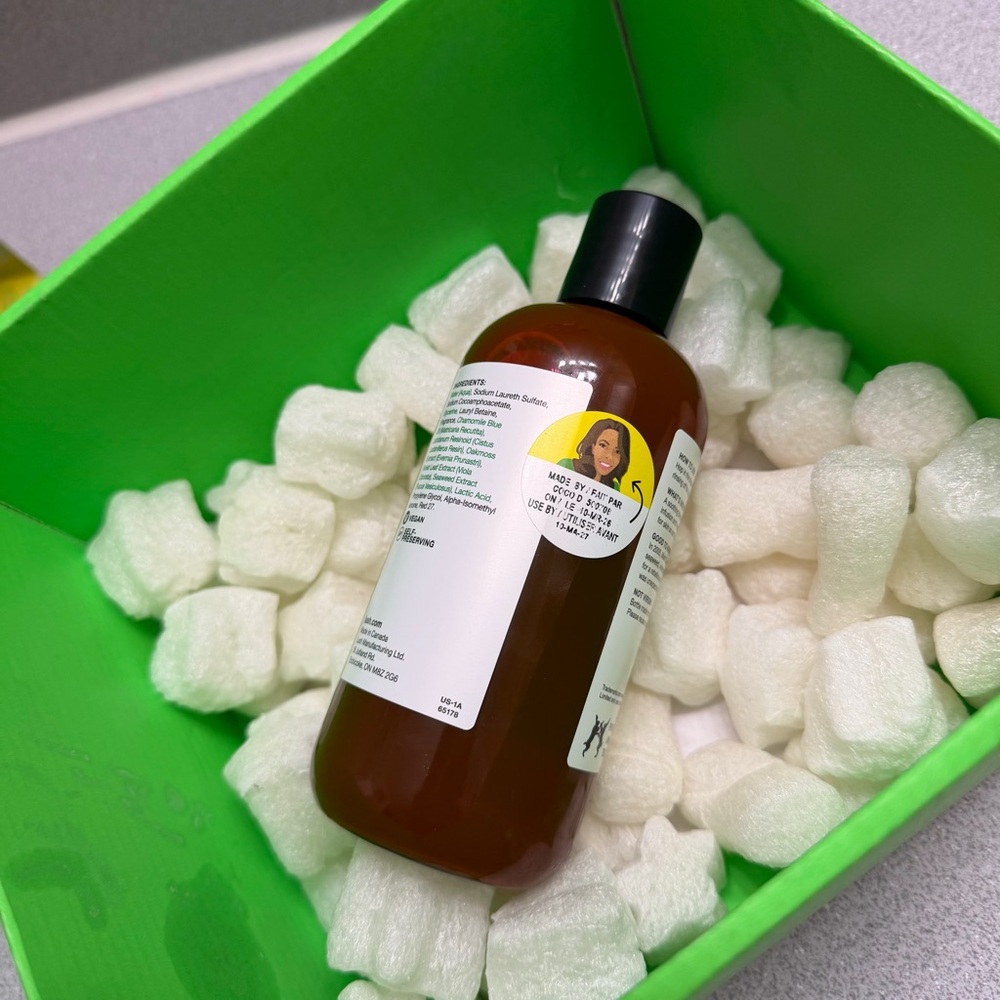 NEW! Lush Fantabulosa Shower Gel 8.4 fl. oz - Picture 2 of 3